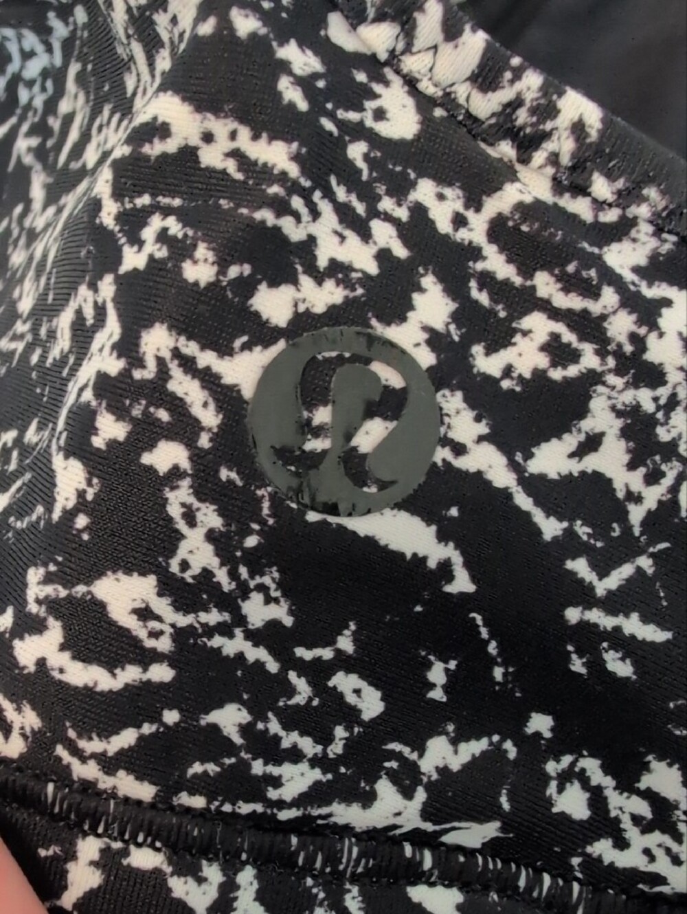 Lululemon Swim Top Size 8 - Picture 3 of 3